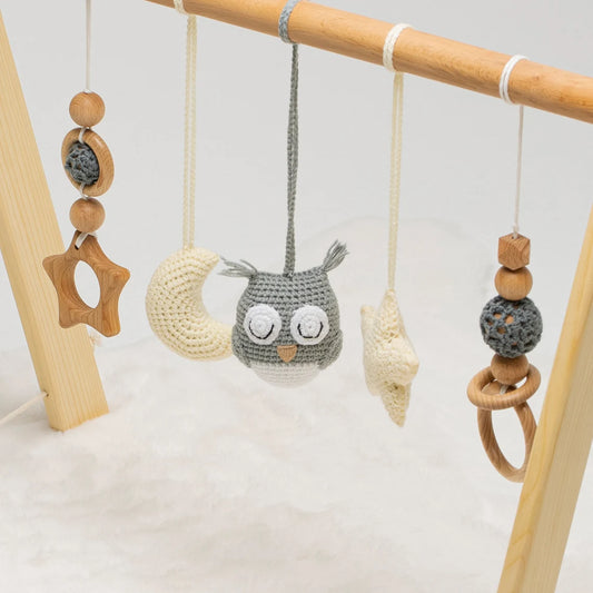 Owl Crocheted Baby Gym, Custom Baby Gym with Personalized Crocheted Letters, Wooden Play Gym / HANDMADE / Christmas Gift for Babies