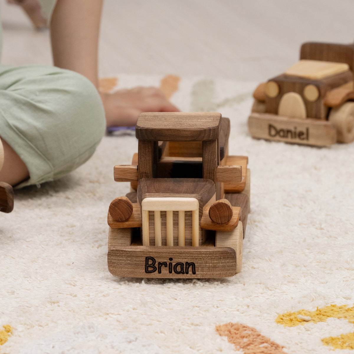 Wooden Pickup Truck Toy with Name Engraving – handmade wooden toy, photo 8