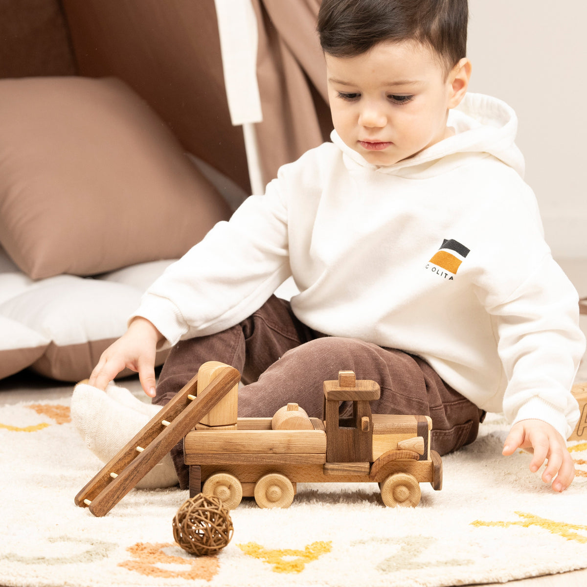 Wooden Fire Truck Toy with Name Engraving – handmade wooden toy, photo 3