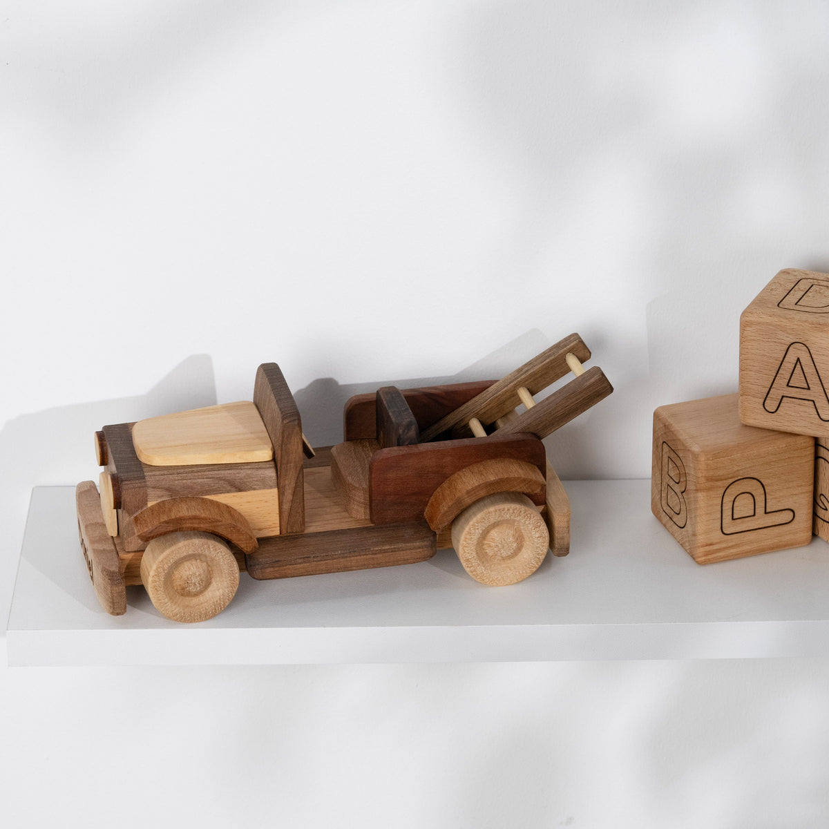 Vintage 1920s Wooden Fire Engine with Ladder – handmade wooden toy, photo 3