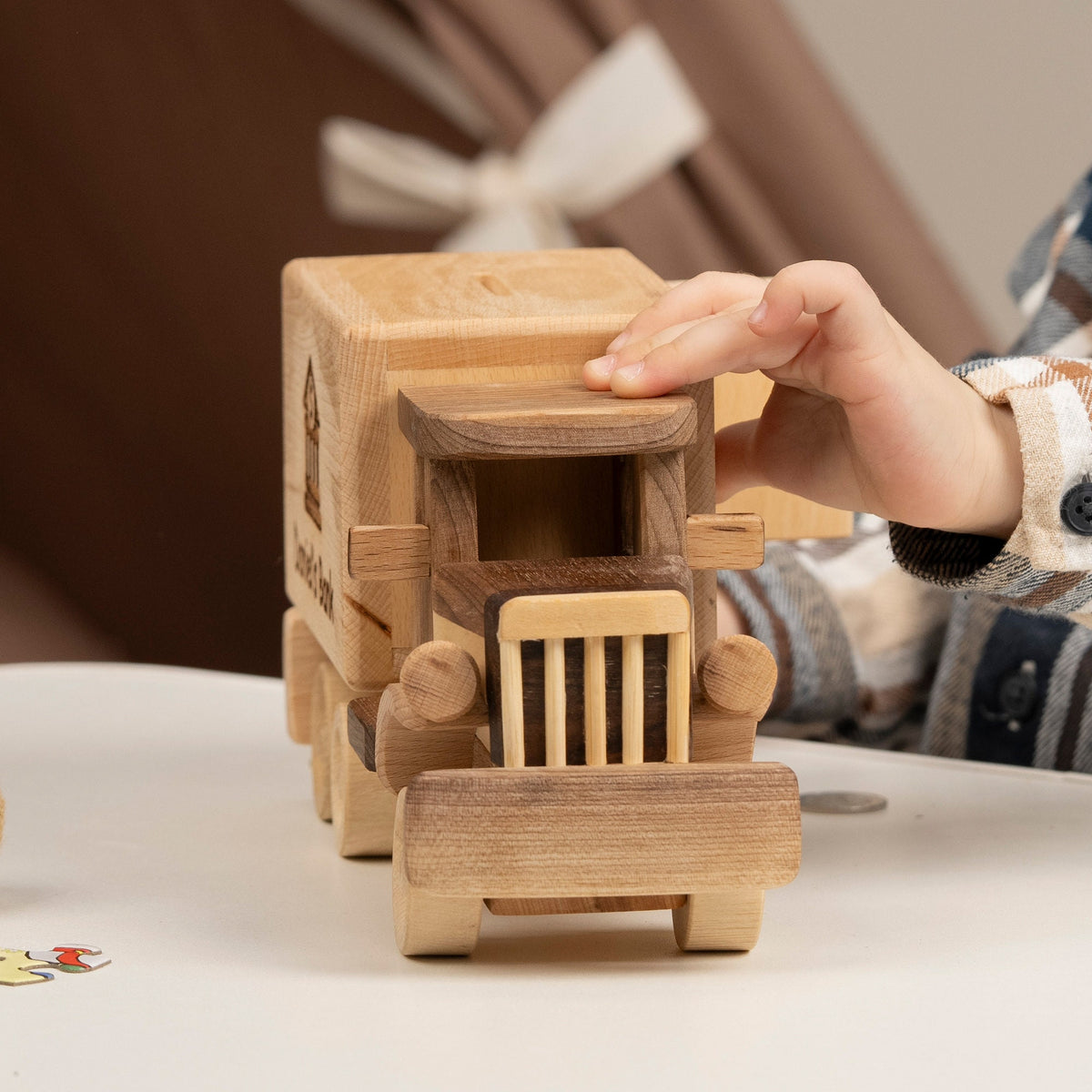 Wooden Truck Piggy Bank with Name Engraving – handmade wooden toy, photo 2